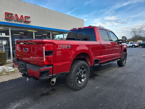Used 2023 Ford F250 XLT w/ XLT Premium Package image 3