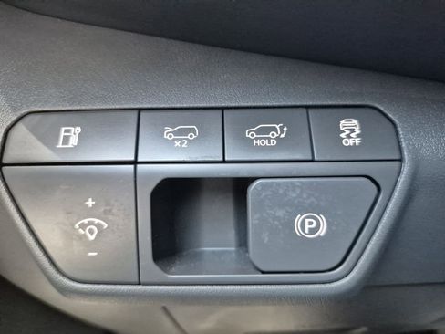 Certified 2024 Kia EV9 Land image 30