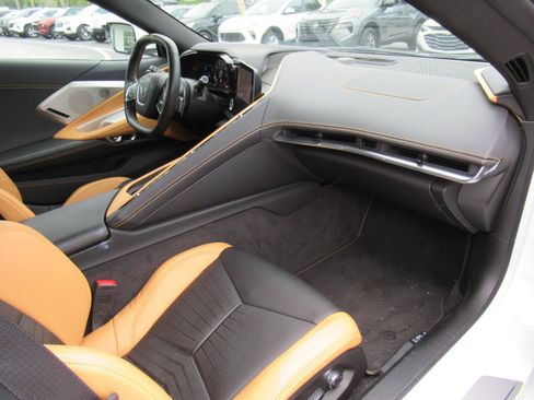 Used 2020 Chevrolet Corvette Stingray Preferred Cpe w/ 2LT Preferred Equipment Group RWD image 14