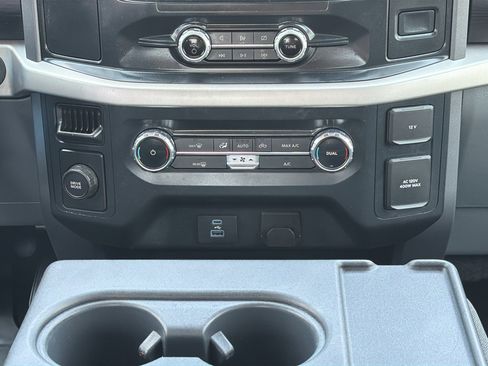 Used 2022 Ford F150 XLT w/ Equipment Group 301A Mid RWD image 18