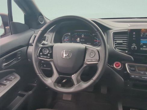 Used 2019 Honda Passport Touring image 17