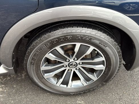 Used 2020 Nissan Armada SL image 21