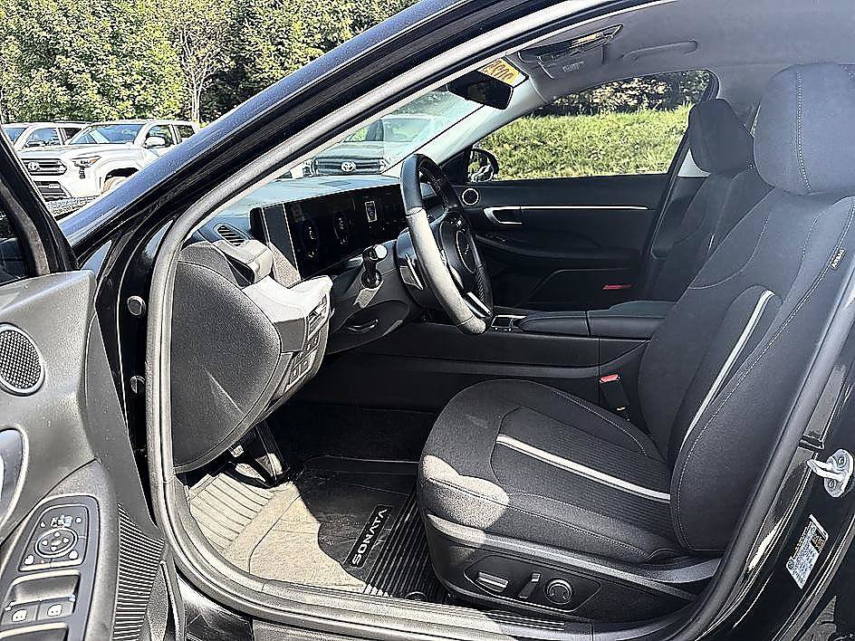 Certified 2025 Hyundai Sonata SEL FWD image 11