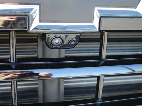 Used 2025 Chevrolet Silverado 3500 LT w/ Trail Boss Package AWD/4WD image 14