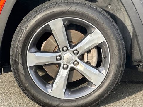 Used 2021 Jeep Grand Cherokee L Limited image 27