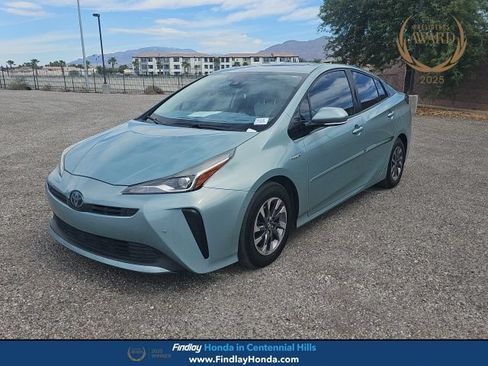 Used 2019 Toyota Prius Limited w/ Premium Convenience Package FWD image 1