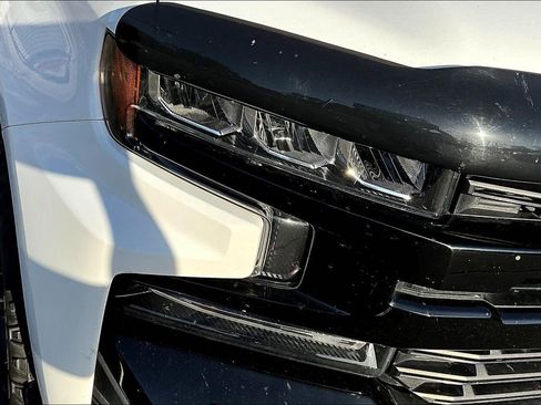 Used 2019 Chevrolet Silverado 1500 LT Trail Boss image 28