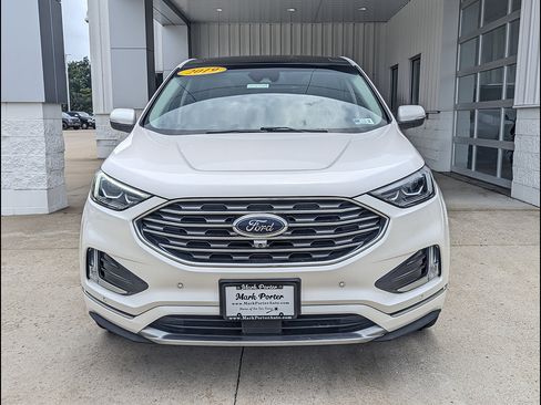 Used 2019 Ford Edge Titanium w/ Equipment Group 301A FWD image 11
