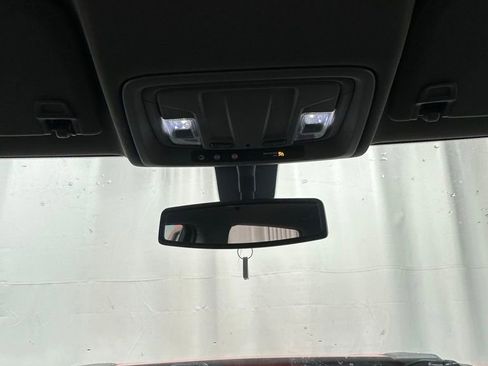 Used 2023 Chevrolet Silverado 2500 Custom w/ Custom Value Package image 16