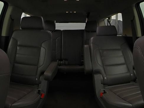 Used 2020 GMC Yukon XL Denali w/ Enhanced Security Package RWD image 10
