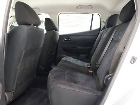 Used 2016 Nissan Leaf SV image 29