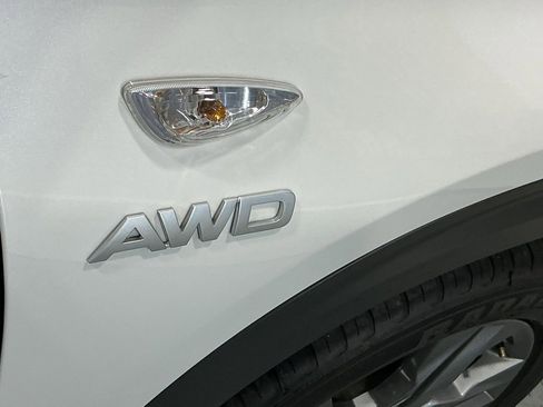 Used 2023 Kia Seltos LX image 4