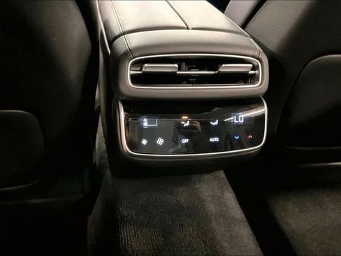 Used 2025 Genesis G80 2.5T Advanced AWD/4WD image 31