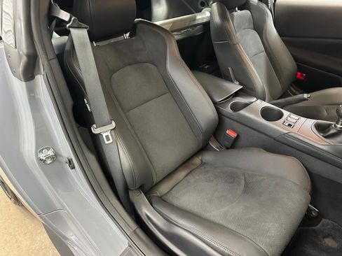 Used 2024 Nissan Z Performance w/ Floor Mat Package RWD image 25