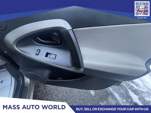 Used 2011 Toyota RAV4 4WD w/ Base L4 Extra Value Pkg image 11