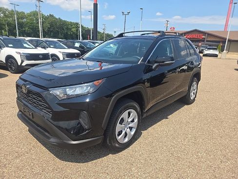Used 2020 Toyota RAV4 LE w/ All Weather Liner Package AWD/4WD image 4