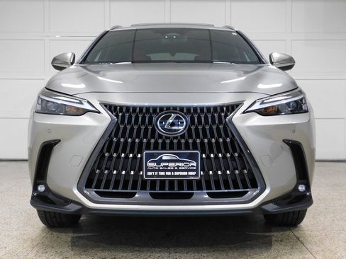 Used 2025 Lexus NX 350 350 Premium w/ Accessory Package (2T) image 5