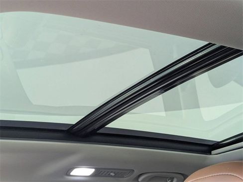 Used 2019 Subaru Ascent Touring w/ Popular Package #3 image 13