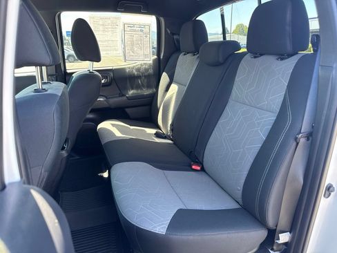 Used 2023 Toyota Tacoma TRD Off-Road w/ Black Out Package (TMS) AWD/4WD image 11