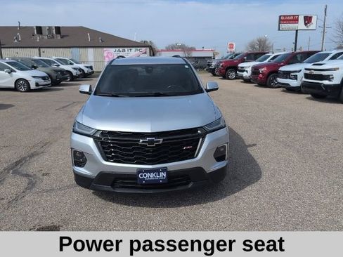 Used 2022 Chevrolet Traverse RS image 16