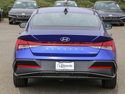 New 2026 Hyundai Elantra Limited FWD image 8