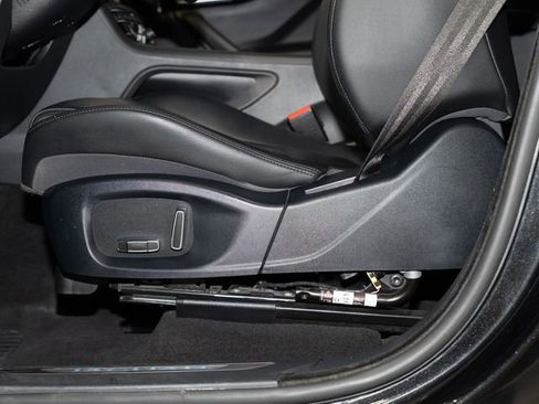 Used 2019 Jaguar F-PACE Premium AWD/4WD image 15