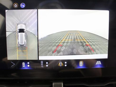 New 2026 Chevrolet Equinox ACTIV w/ Safety and Technology Package image 5