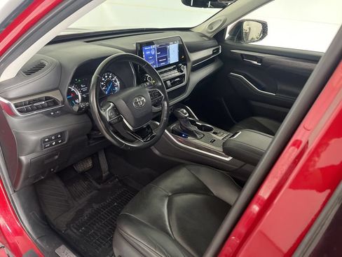 Used 2021 Toyota Highlander Limited AWD/4WD image 27