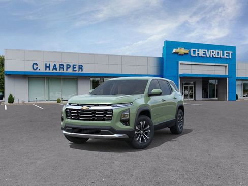 New 2026 Chevrolet Equinox LT w/ Convenience Package II AWD/4WD image 8