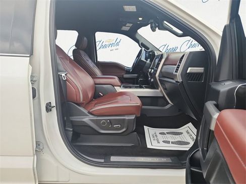 Used 2018 Ford F250 Platinum w/ Platinum Ultimate Package image 13