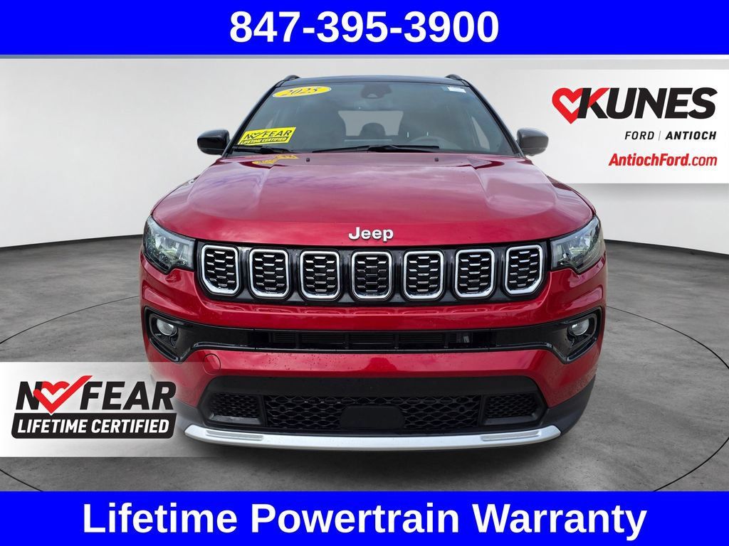 Used 2025 Jeep Compass Limited AWD/4WD image 2