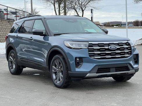 Used 2026 Ford Explorer Active w/ Active Comfort Package image 40