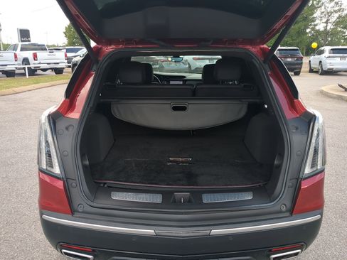 Used 2023 Cadillac XT5 Sportv w/ Platinum Package AWD/4WD image 22