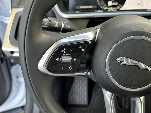 New 2024 Jaguar I-PACE R-Dynamic HSE image 18