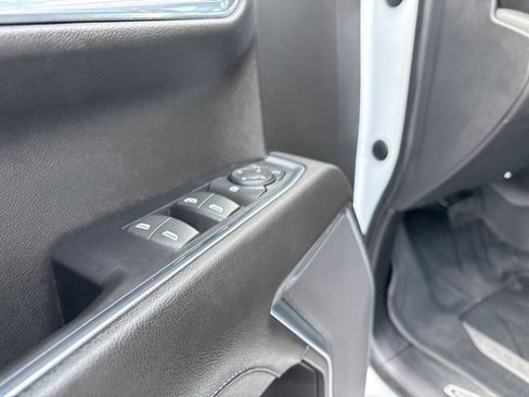 Used 2022 Chevrolet Silverado 1500 RST AWD/4WD image 22