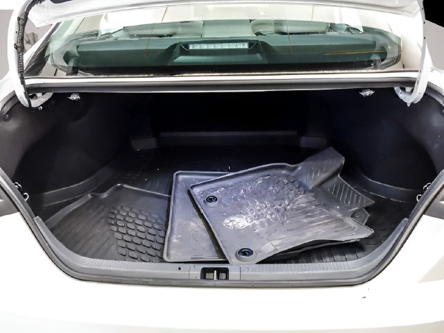 Certified 2025 Toyota Camry XLE FWD image 23