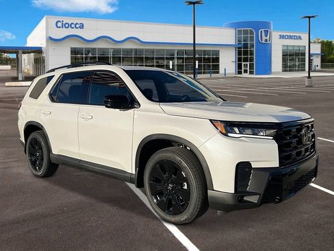 New 2026 Honda Pilot Black Edition image 7