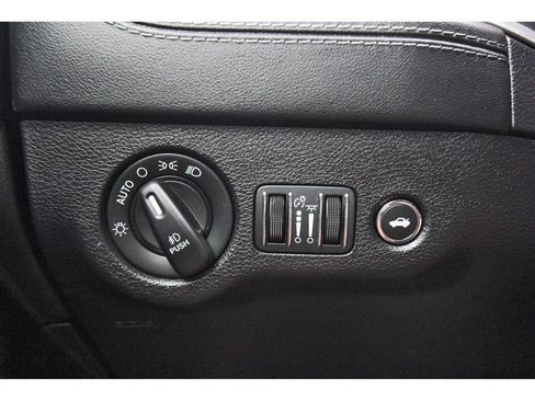 Used 2020 Dodge Charger R/T w/ Plus Group RWD image 19