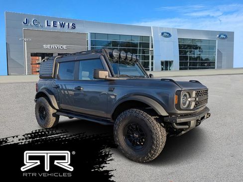 New 2025 Ford Bronco Big Bend w/ Black Diamond Package AWD/4WD image 1