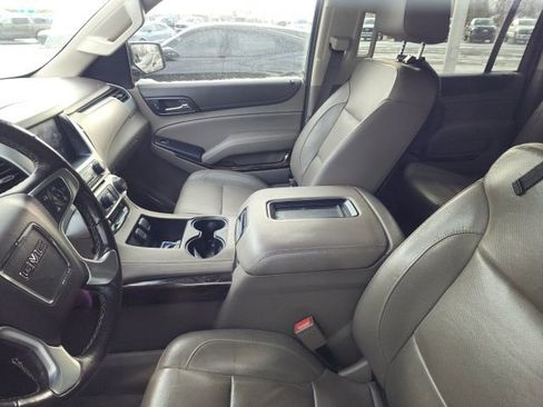 Used 2018 GMC Yukon XL SLT w/ Open Road Package image 4