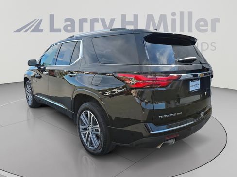 Used 2023 Chevrolet Traverse High Country AWD/4WD image 11