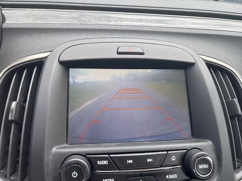 Used 2016 Buick LaCrosse image 14