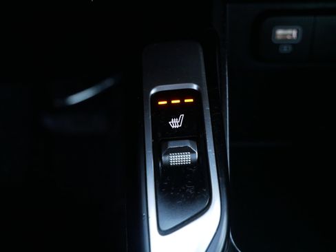 Used 2022 Kia Sorento S w/ Panoramic Sunroof Package AWD/4WD image 22