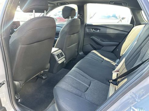 Used 2025 Honda Accord Sport image 27