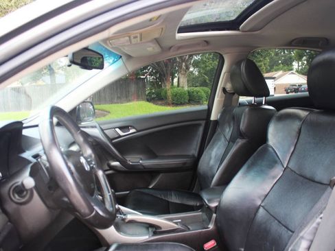 Used 2010 Acura TSX Sedan FWD image 9