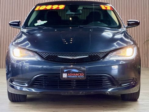 Used 2017 Chrysler 200 LX FWD image 5
