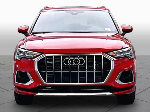 Used 2022 Audi Q3 2.0T Premium w/ Convenience Package AWD/4WD image 4