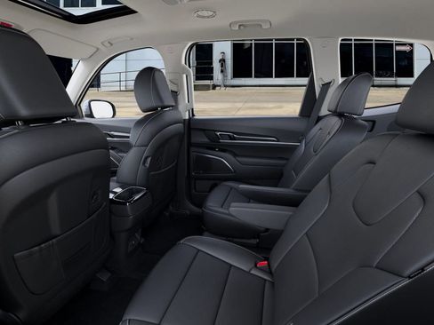 New 2025 Kia Telluride S image 18
