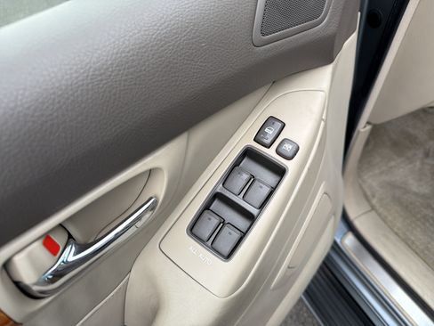 Used 2004 Lexus GX 470 AWD/4WD image 13