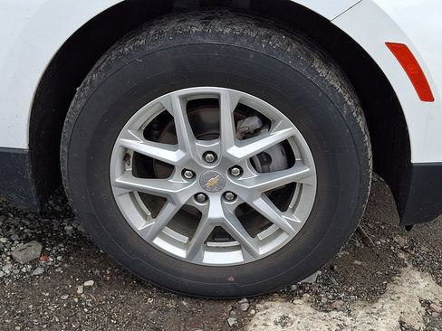 Certified 2023 Chevrolet Equinox LS w/ LS Convenience Package FWD image 33
